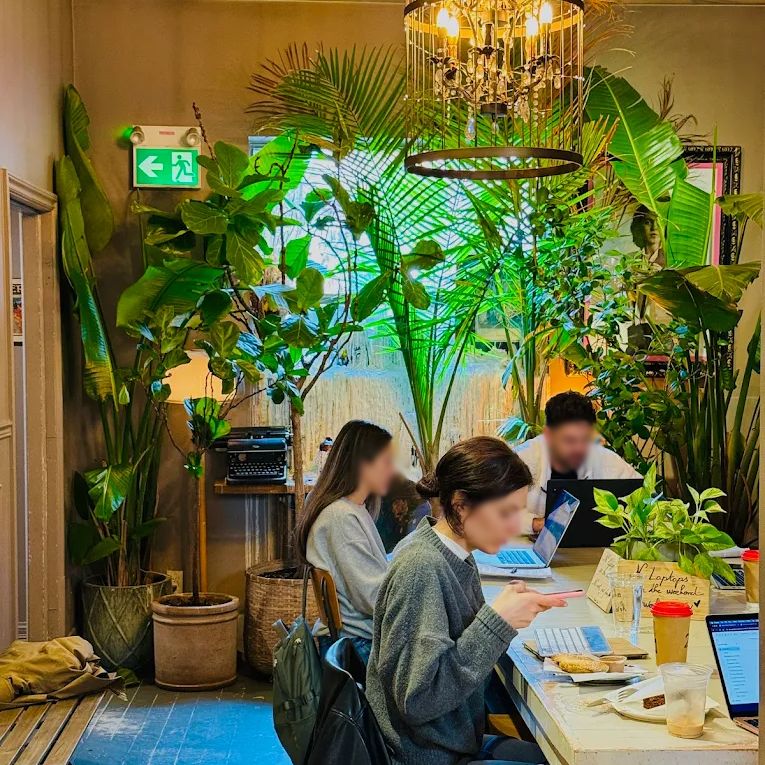 Cafe23  Free Workspace Product Image